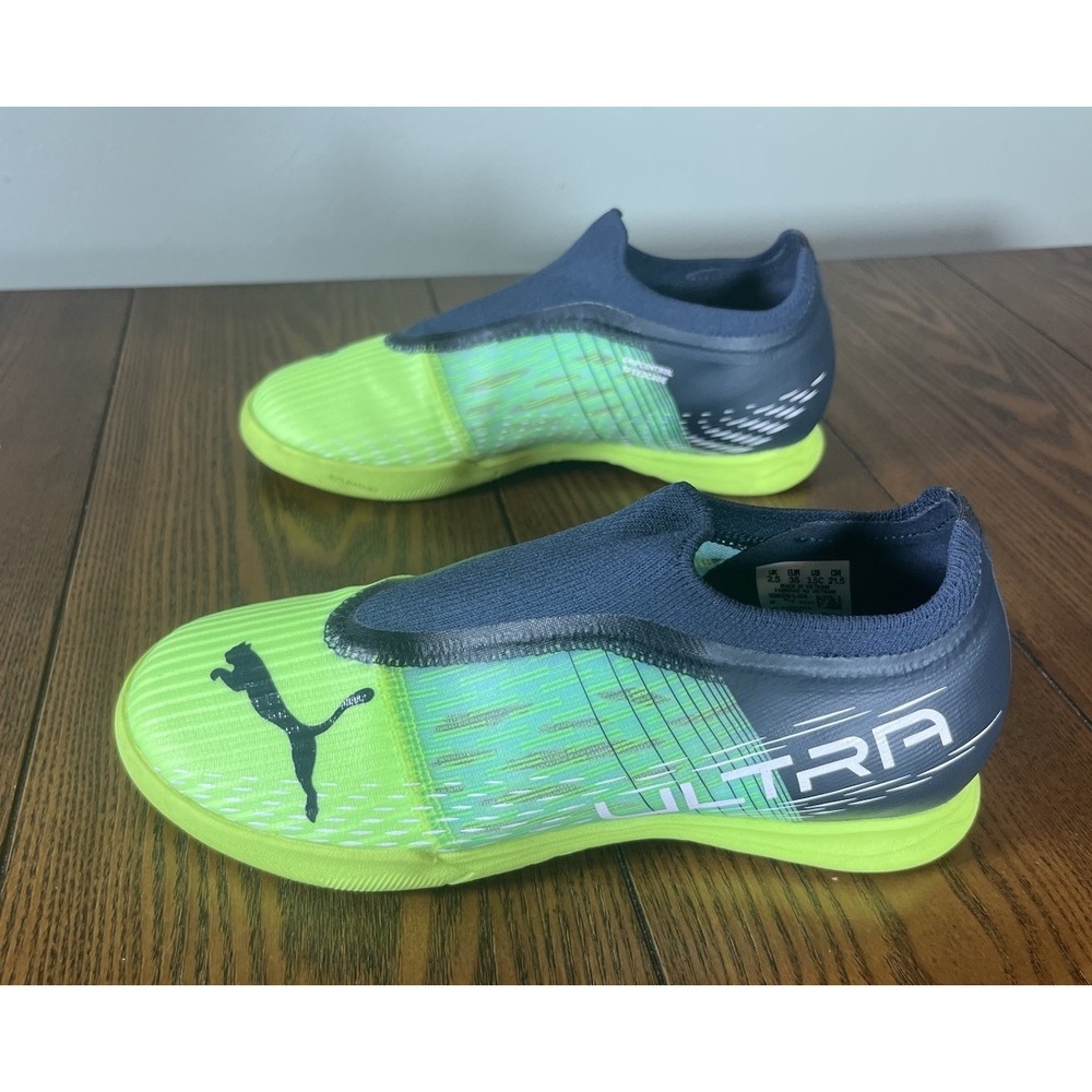 Puma Ultra 3.3 IT JR Size 3.5C Kids Spikeless Soccer Cleats Style 106591-04